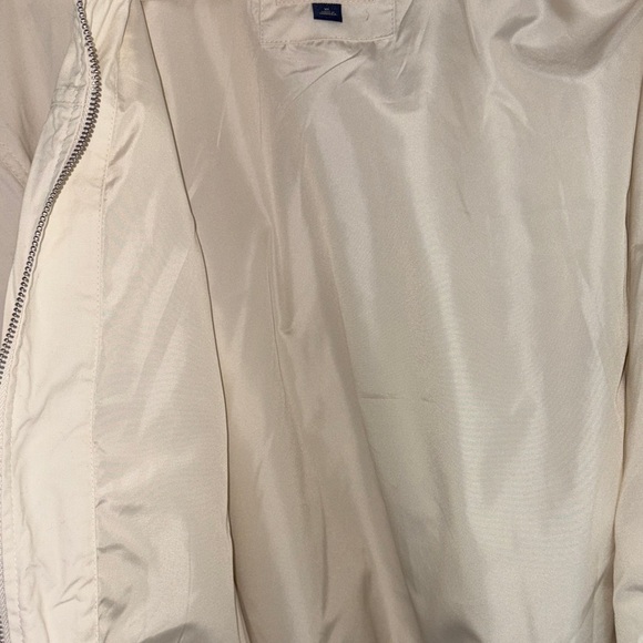 Universal Thread Women's Cream Bomber Jacket - Picture 9 of 10